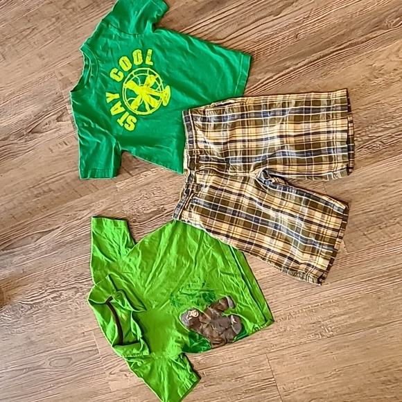 Children's Place/Carter Gorilla Polo/Stay Cool Shirt with Plaid Shorts Size 7 - Picture 1 of 13